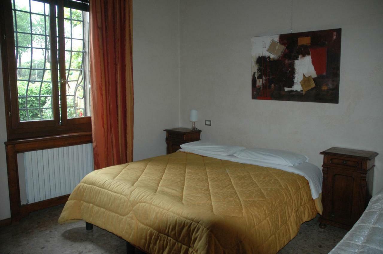 Le Maddalene Bed & Breakfast Verona Ruang foto